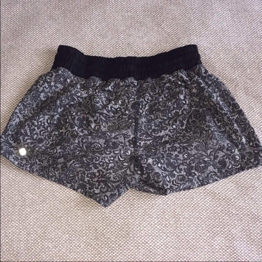 Lululemon Women’s Shorts US Size 8